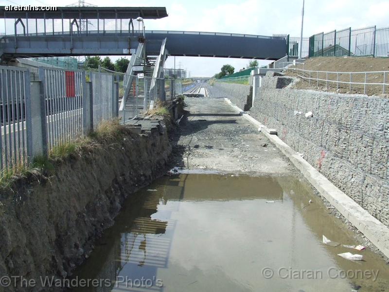 Cherry Orchard_20080726_005_CC_JA.jpg - Site for the new double track commuter lines at Cherry Orchard Station. The station platforms have since been demolished since closure in October 2008. ©The Wanderers Irish Rail Photos